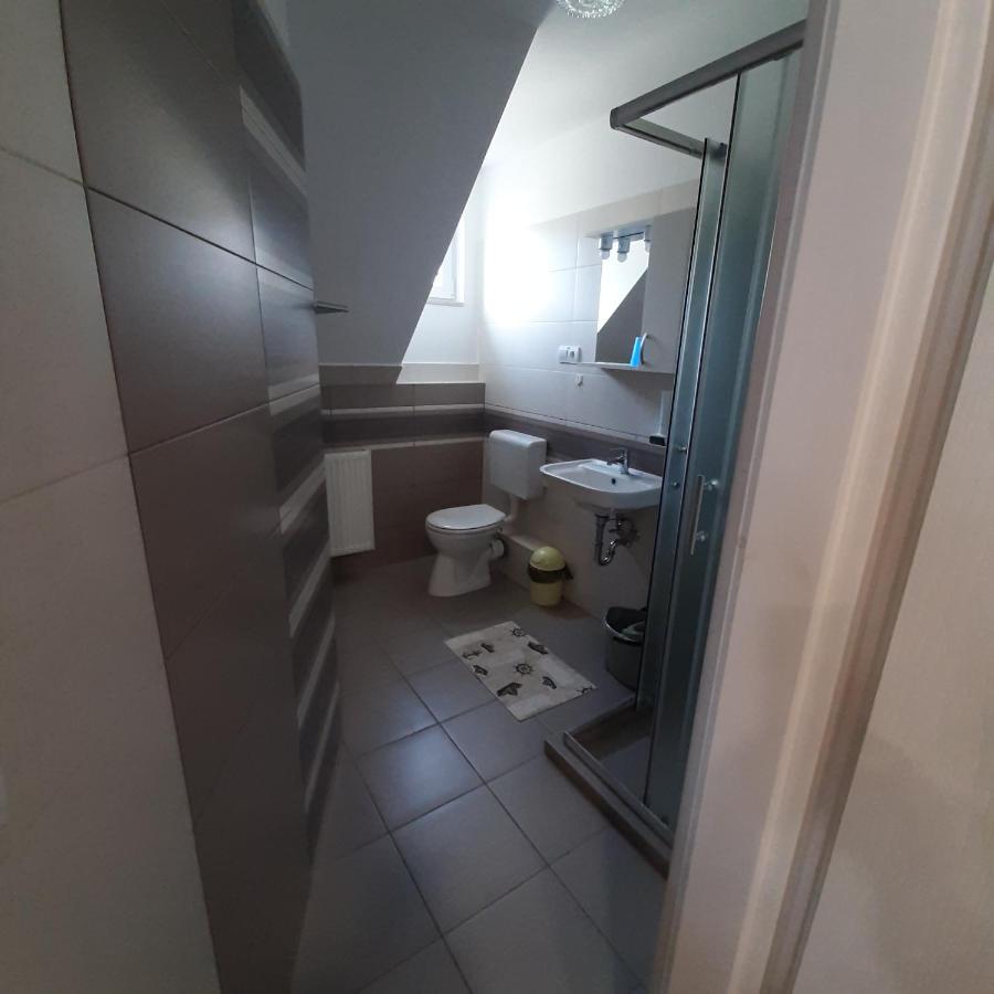 Ancsi Apartmanhaz บาลาตอนแลลเล ภายนอก รูปภาพ